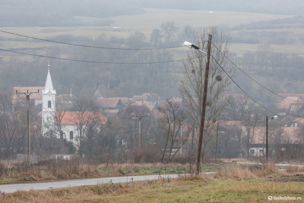 Székelymagyarosi otthonában gyógyul a továbbiakban a medvetámadás áldozata. Archív &bullet;  Fotó: Erdély Bálint Előd