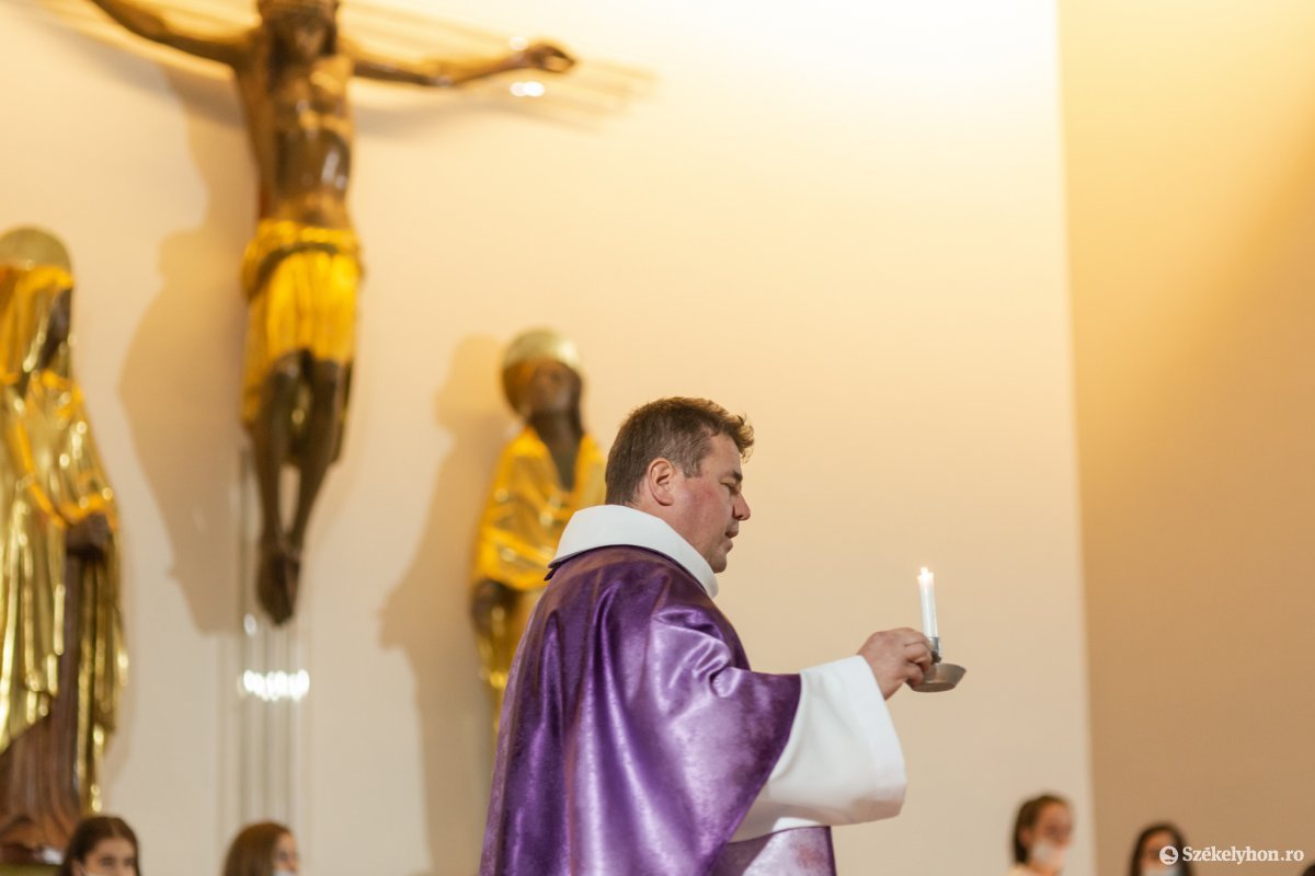 &bullet;  Fotó: Erdély Bálint Előd