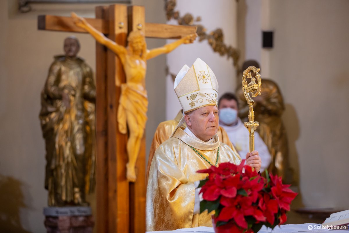 &bullet;  Fotó: Erdély Bálint Előd