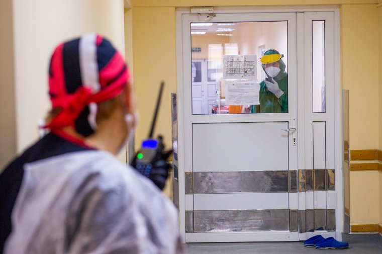 Naponta megdől az intenzív osztályon kezelt koronavírusos betegek számának rekordja