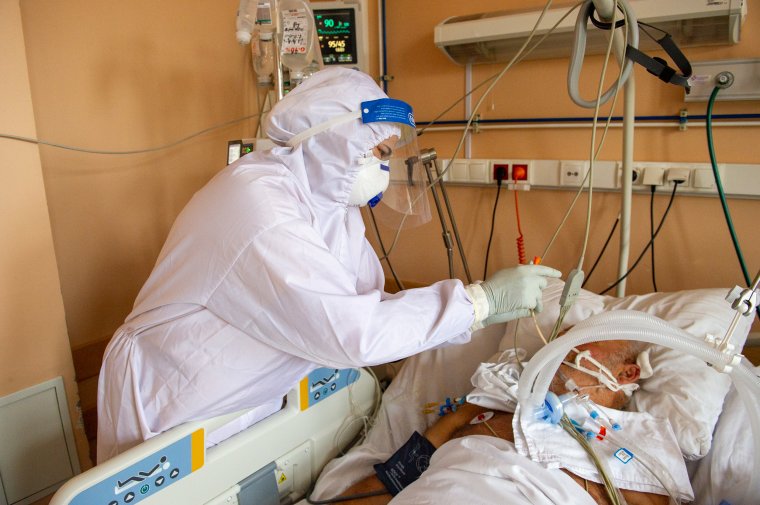 Jászvásári a koronavírus és az influenza okozta hibrid fertőzés első halálos áldozata