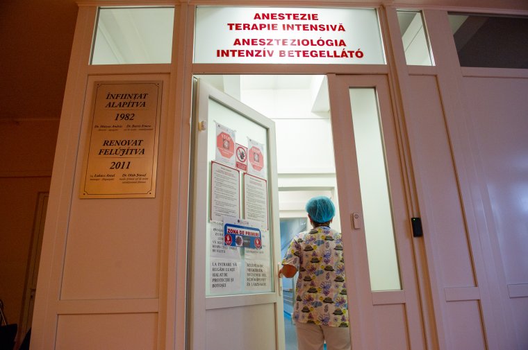 Hetek óta nem volt ilyen alacsony az új fertőzések száma, de továbbra is sok a halott