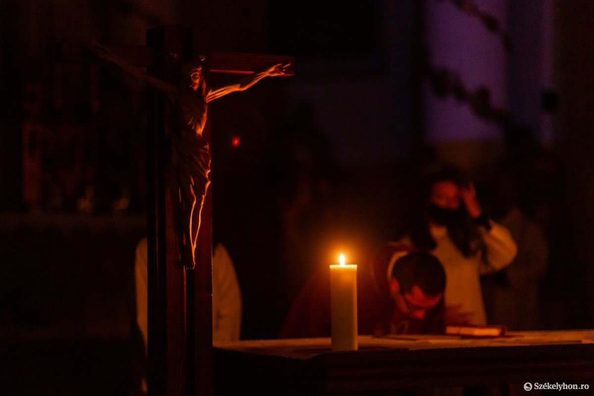 &bullet;  Fotó: Erdély Bálint Előd