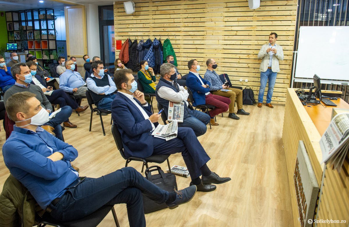 Terítéken a székelyföldi városok költségvetése. Szerdán, a székelyudvarhelyi inkubátorházban elemzik ki. Archív •  Fotó: Beliczay László