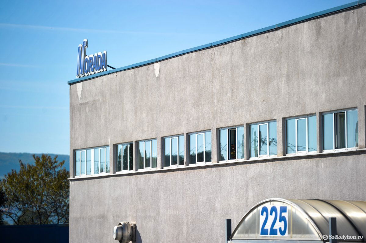 A székelyudvarhelyi készruhaipar válsága főként a nőket érintette. Tavaly mintegy ezren maradtak munka nélkül Udvarhelyszéken, zömmel nők &bullet;  Fotó: Beliczay László