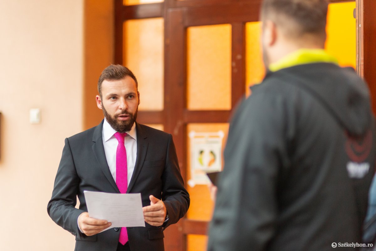 Még nem tudni, hogy milyen besorolást kapnak a megyei listán az udvarhelyszéki jelöltek &bullet;  Fotó: Erdély Bálint Előd