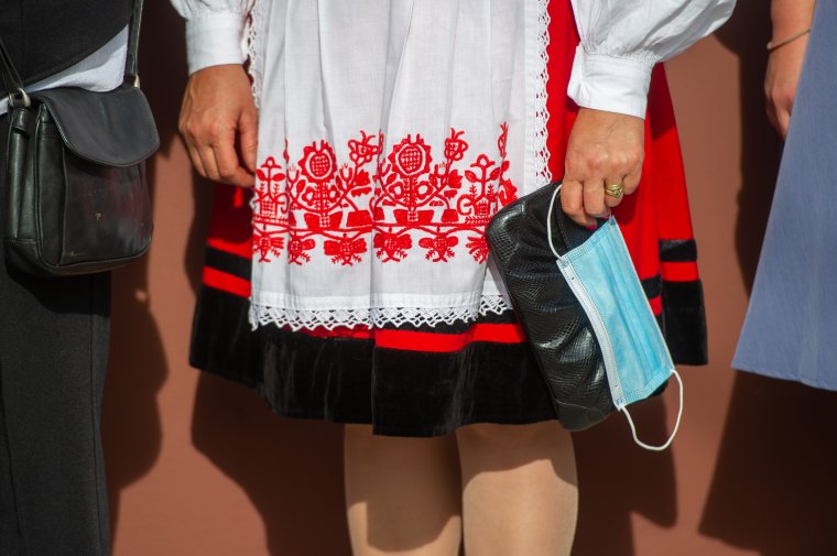 Bevörösödött Székelyföld: Sepsiszentgyörgyön és Csíkszeredában is szigorítanak