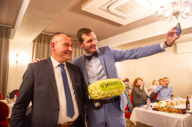 Így ünnepeltek Gálfiék a választások után