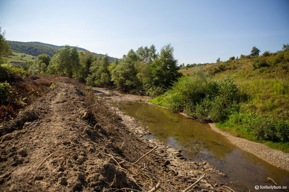 &bullet;  Fotó: Erdély Bálint Előd