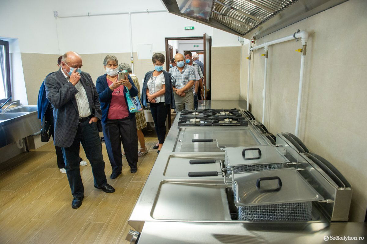 &bullet;  Fotó: Beliczay László