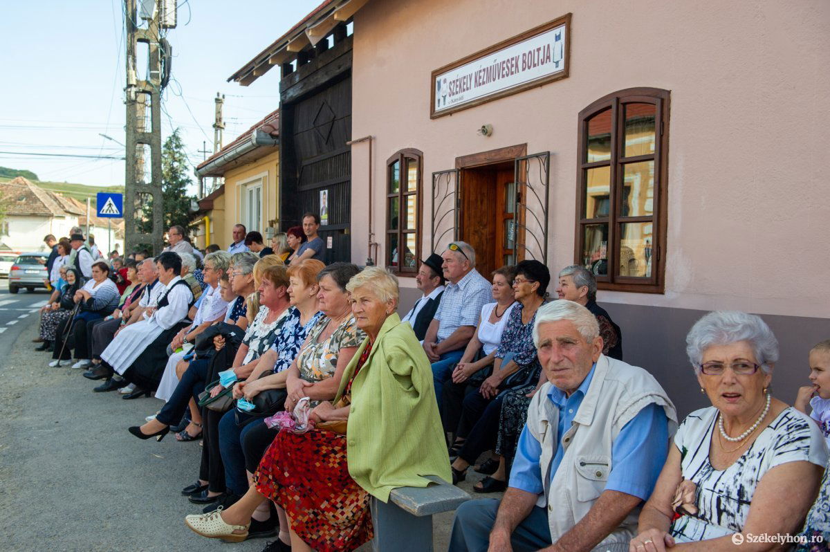 &bullet;  Fotó: Beliczay László