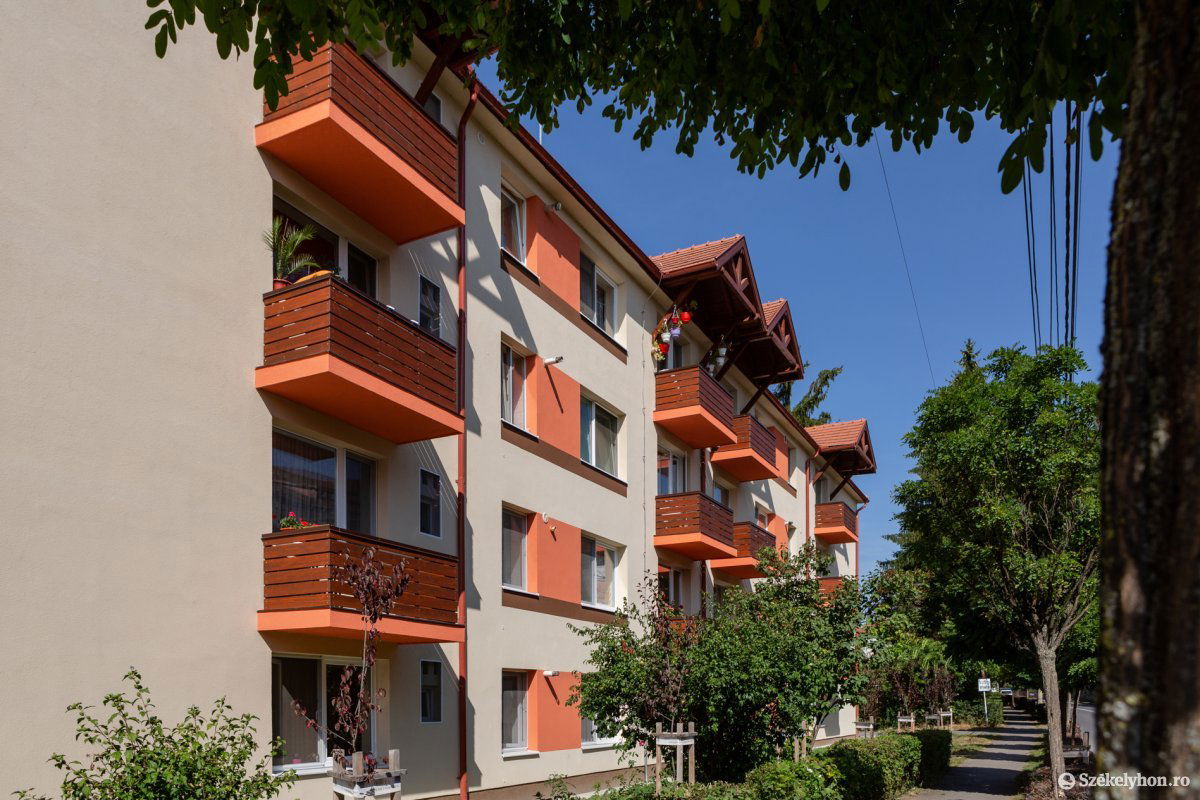 &bullet;  Fotó: Erdély Bálint Előd