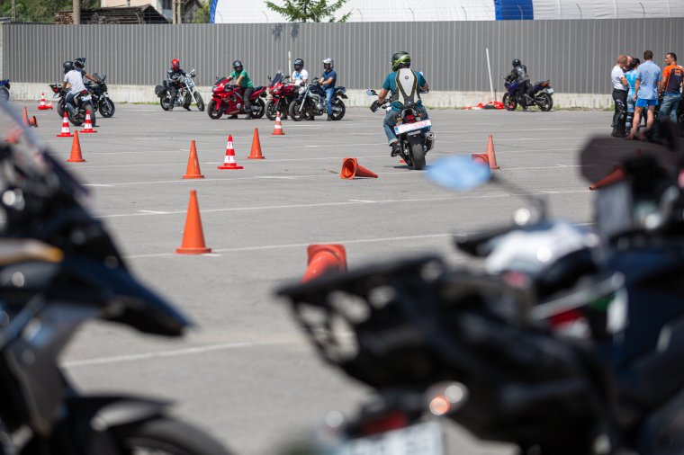 Baleset-megelőzési napon bővíthették tudásukat a motorosok