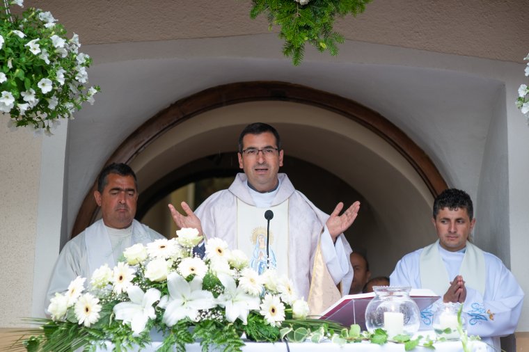 Püspökszentelés Csíksomlyón járványidőben