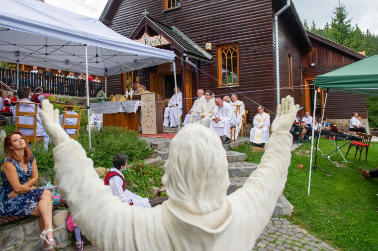 Új pálos kolostor épül Hargitafürdőn