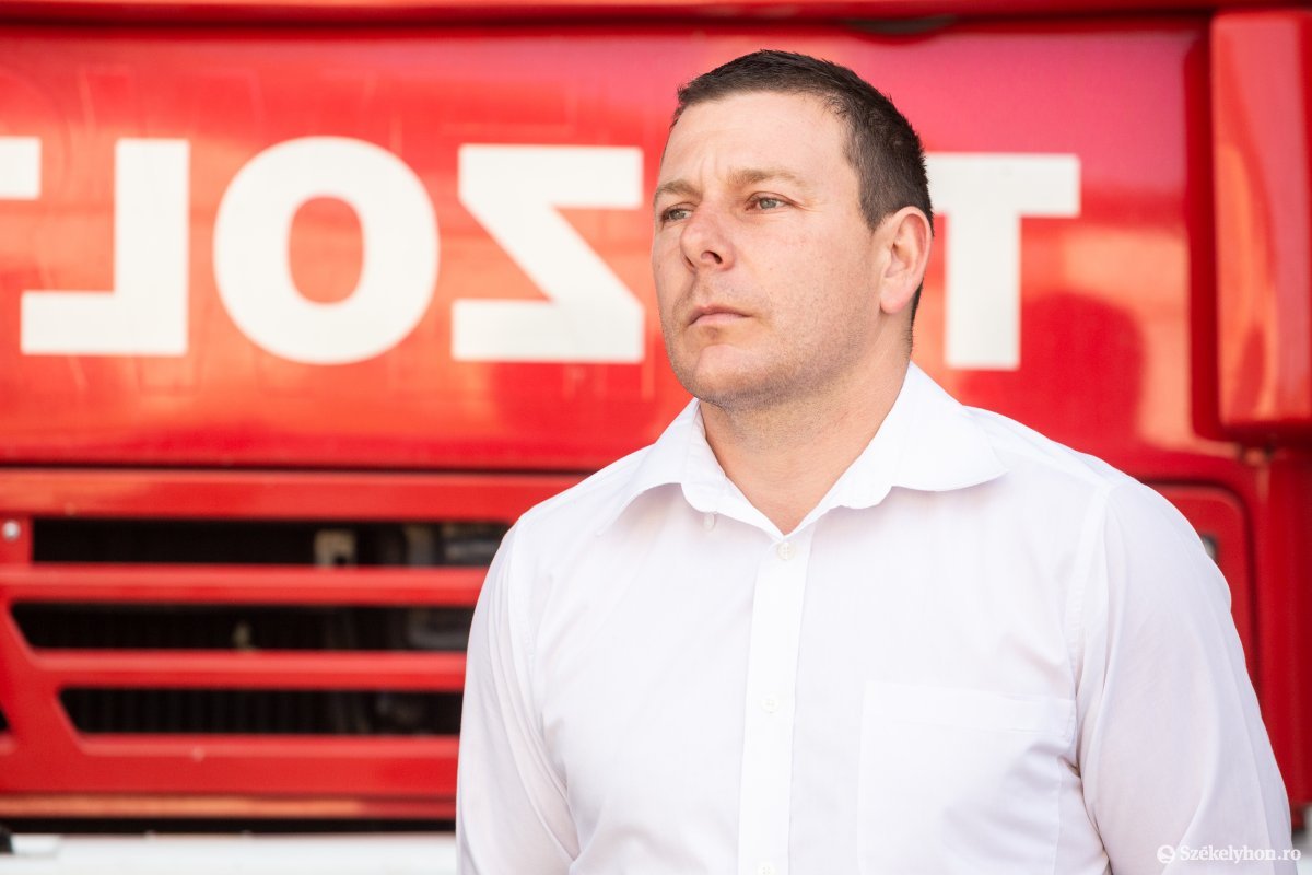 Nyitottságot ajánl Both Szabolcs a Kápolnásfaluban élőknek &bullet;  Fotó: Erdély Bálint Előd