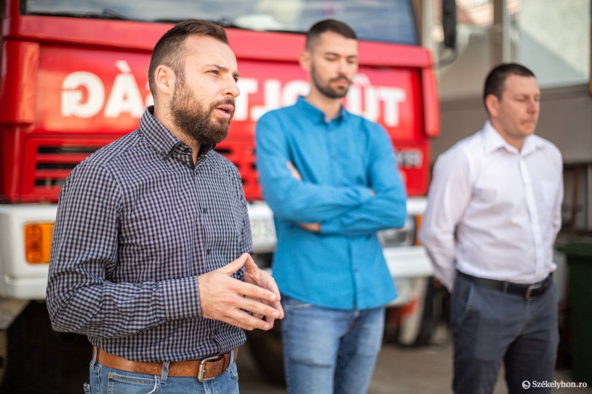 &bullet;  Fotó: Erdély Bálint Előd