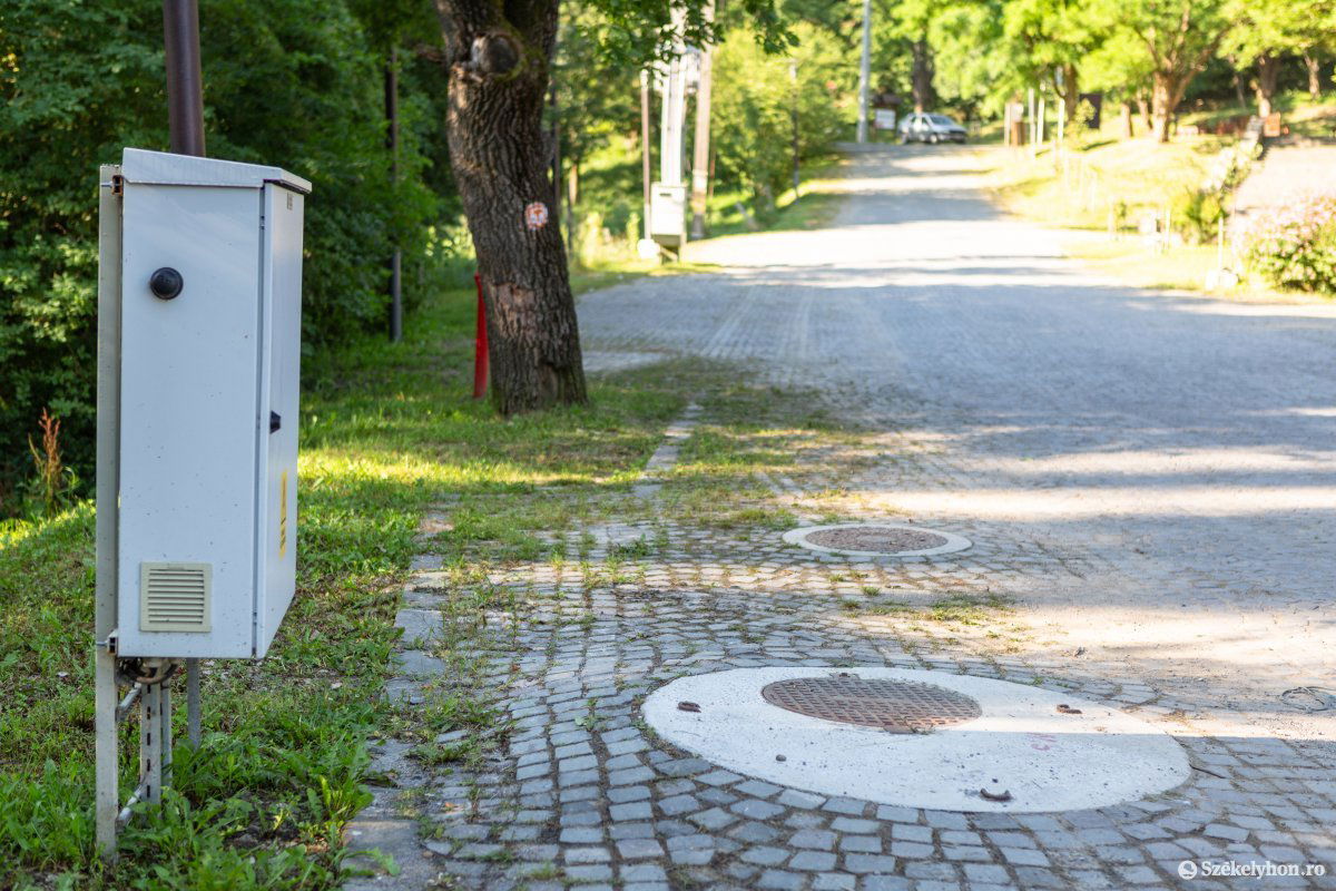 A munkálat elkészült, de nem vették át. Több évig pereltek •  Fotó: Erdély Bálint Előd