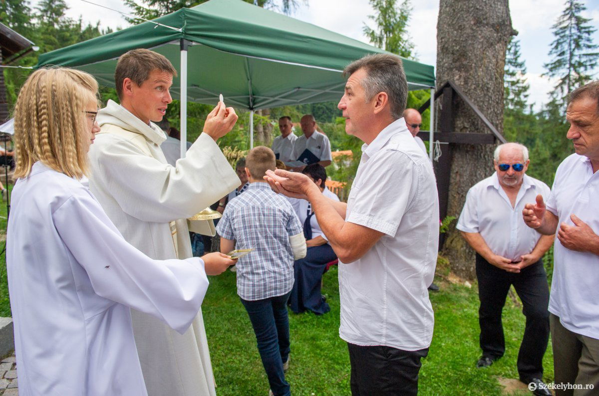 &bullet;  Fotó: Beliczay László