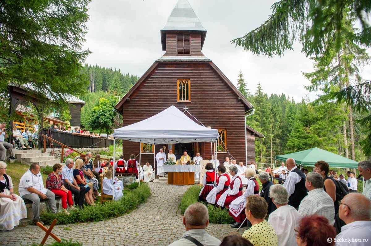 &bullet;  Fotó: Beliczay László