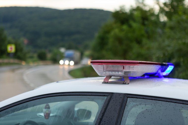 Ráfutásos balesetben sérült meg egy fiatal nő