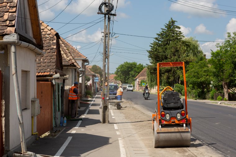 Aszfaltozzák Székelykeresztúr főutcáját