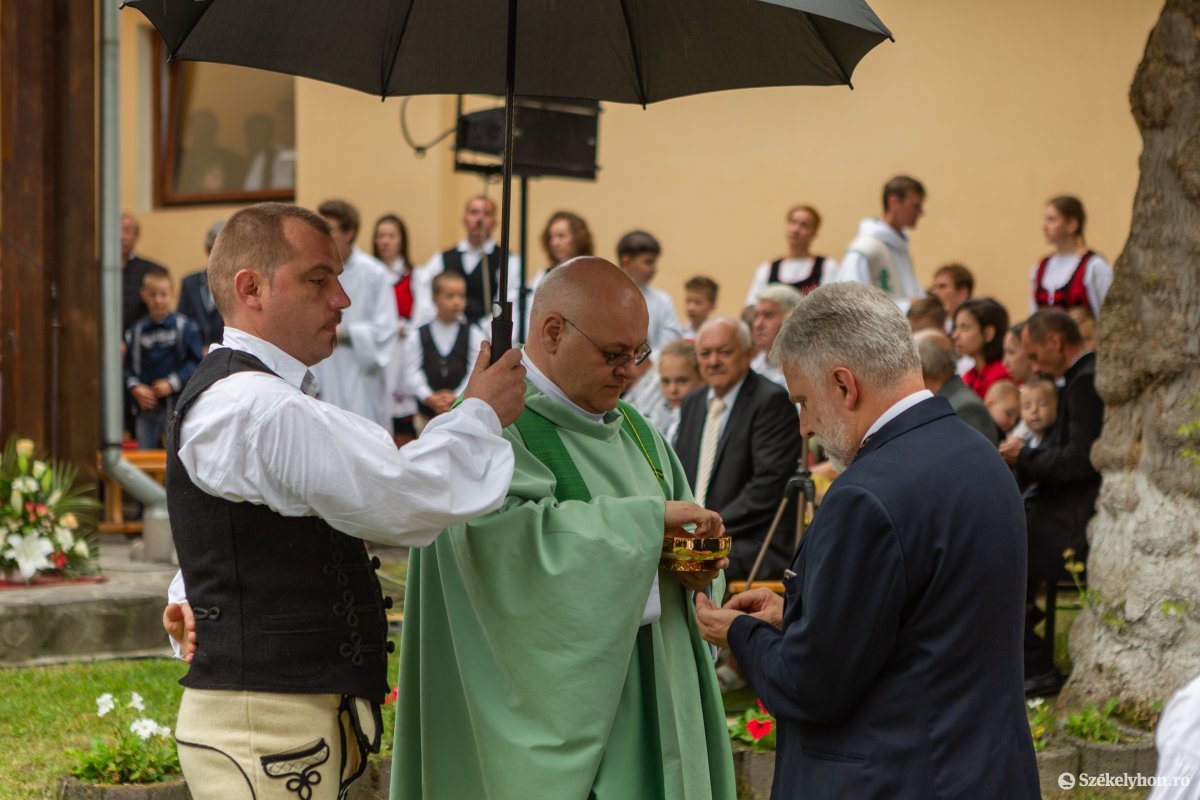 &bullet;  Fotó: Erdély Bálint Előd