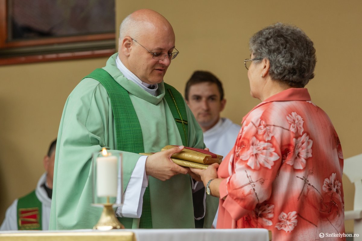 László Attila a székelyudvarhelyi búcsúmisén &bullet;  Fotó: Erdély Bálint Előd