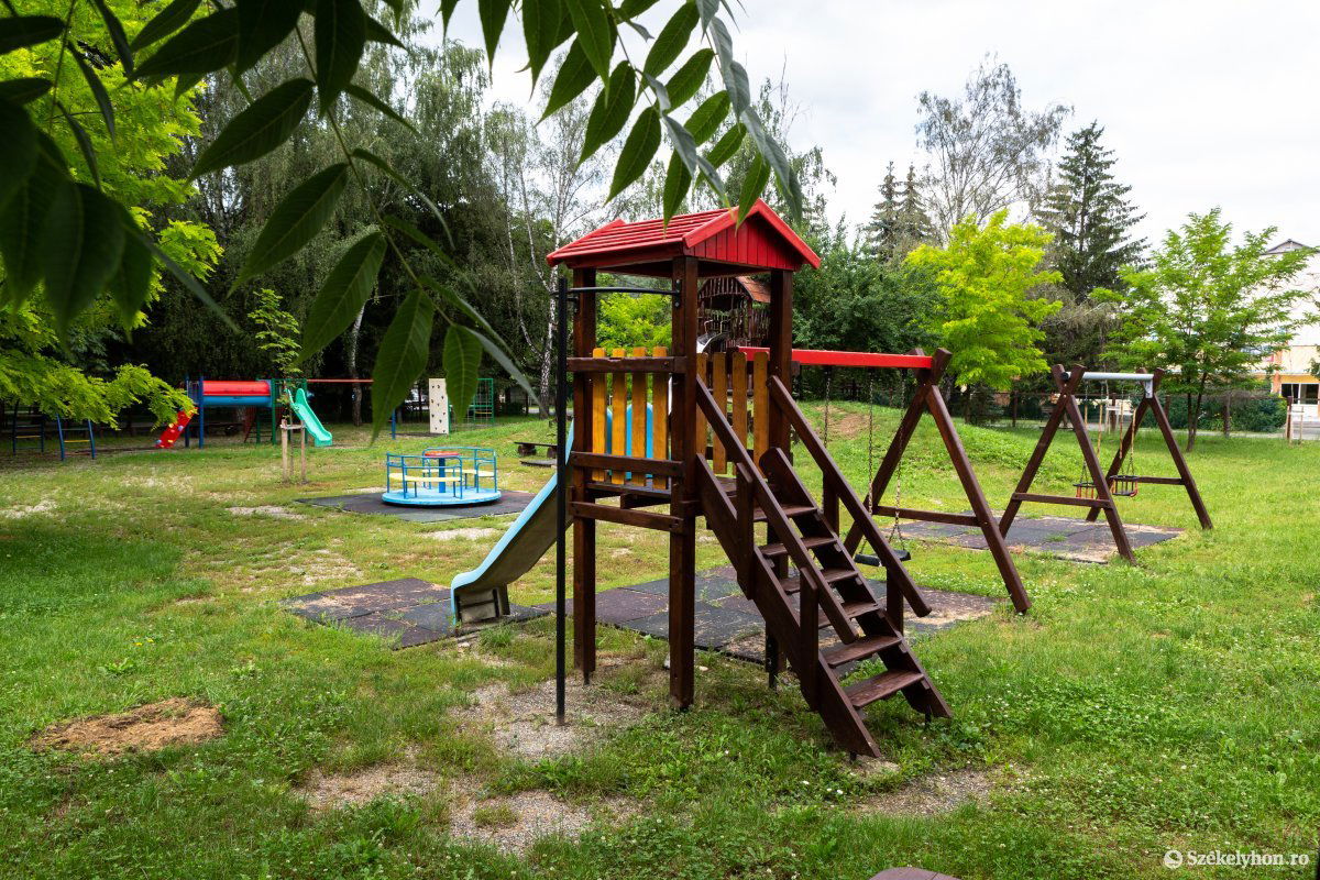 &bullet;  Fotó: Erdély Bálint Előd