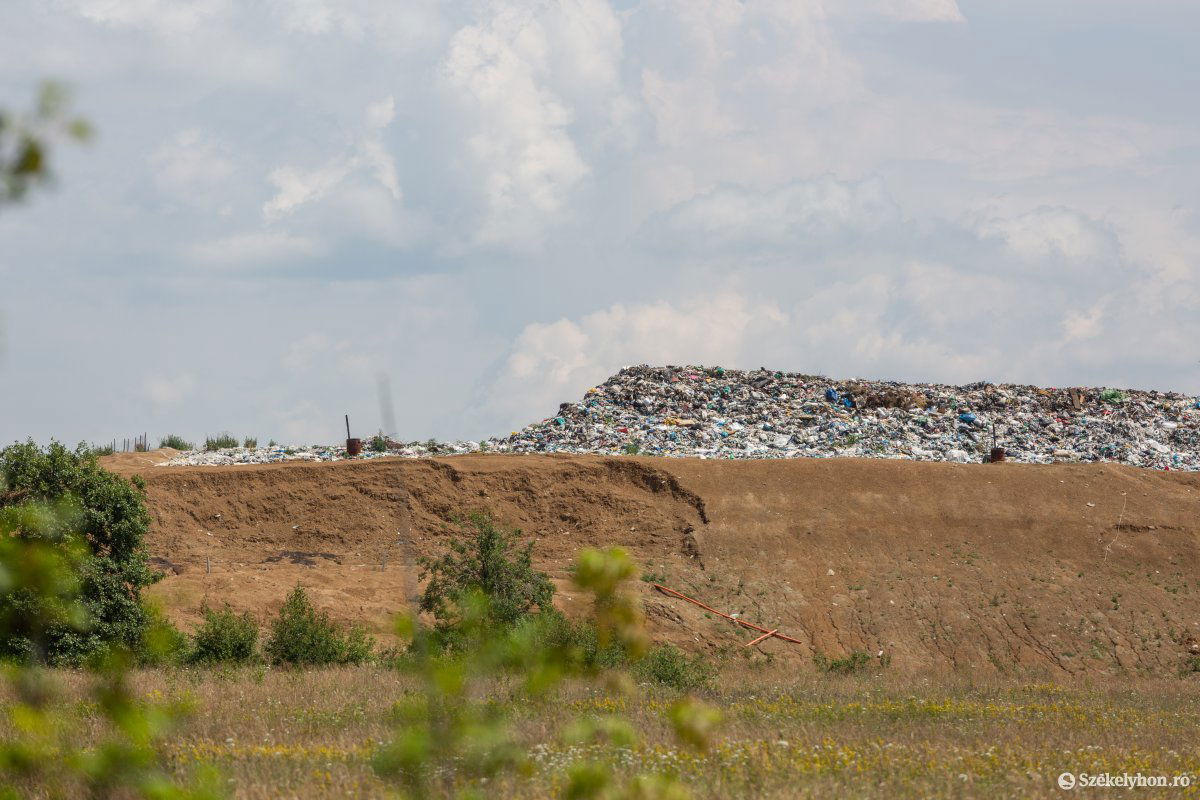 &bullet;  Fotó: Erdély Bálint Előd