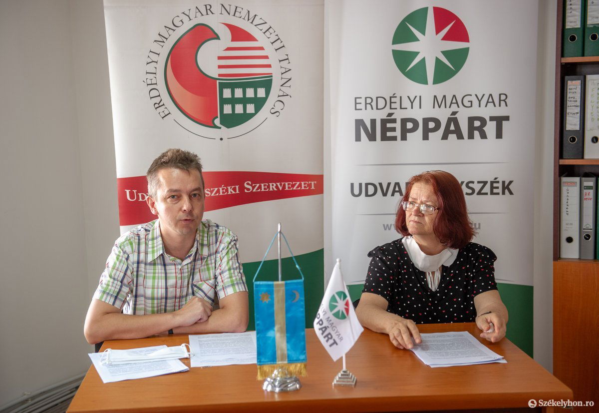 Ölvedi Zsolt és Biró Edith: támogatnák az összefogást, ha lenne erre partner •  Fotó: Beliczay László