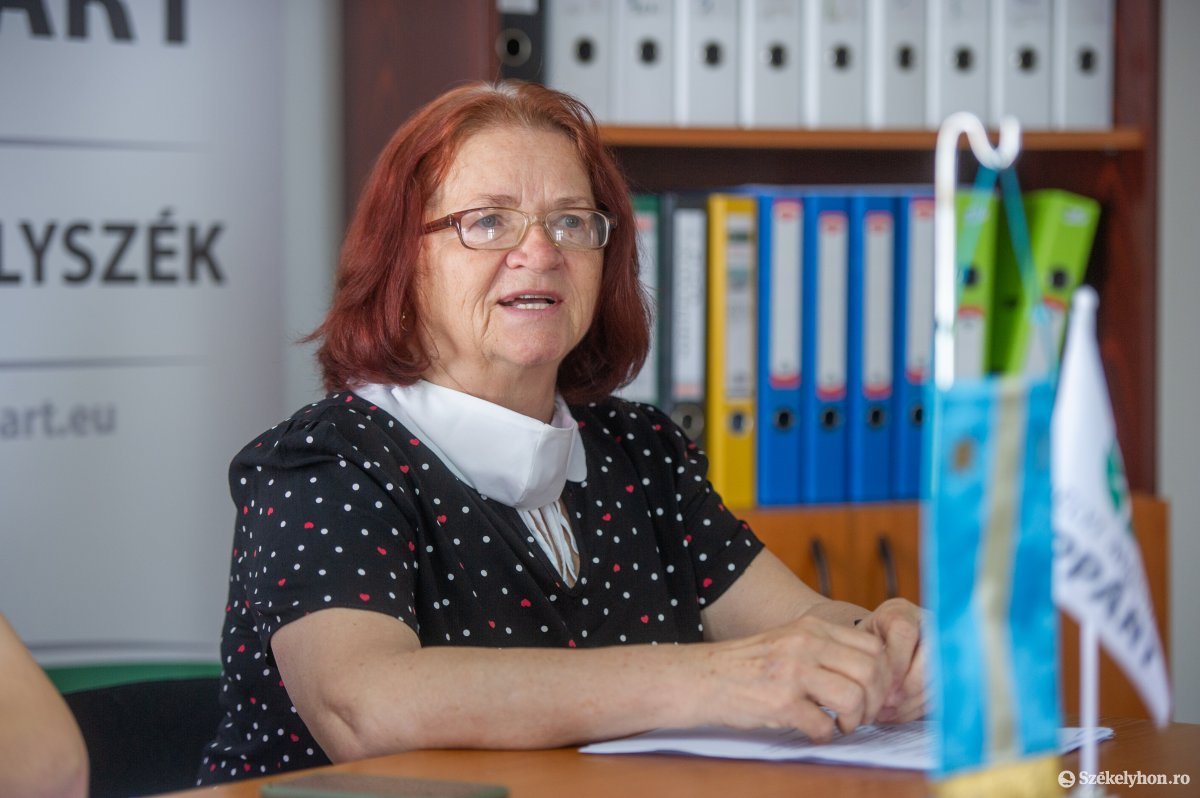 Biró Edith: az érintett négy országban, ahol még nem gyűlt össze a szükséges aláírásszám, nem csak a magyar nemzetiségűek szignózhatják a kezdeményezést •  Fotó: Beliczay László