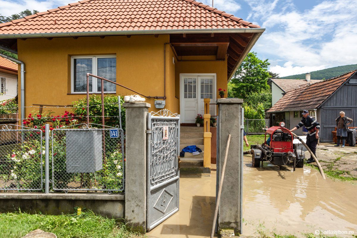 &bullet;  Fotó: Erdély Bálint Előd