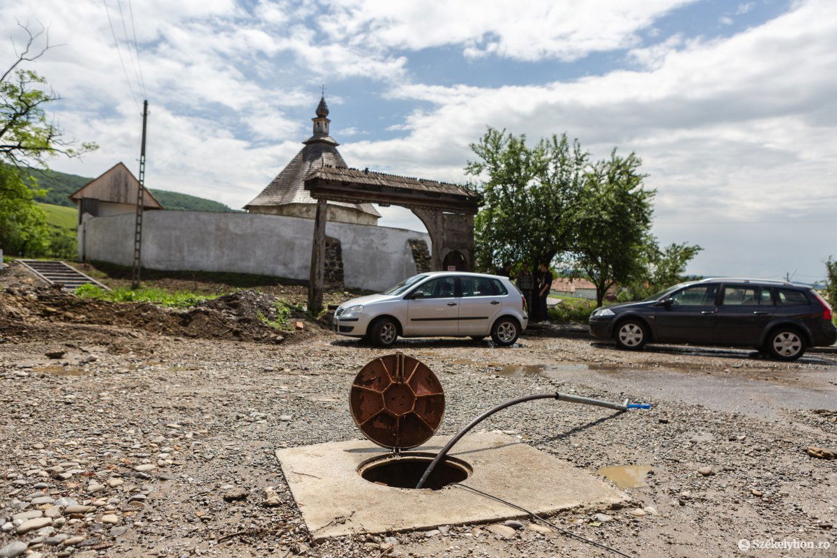 &bullet;  Fotó: Erdély Bálint Előd