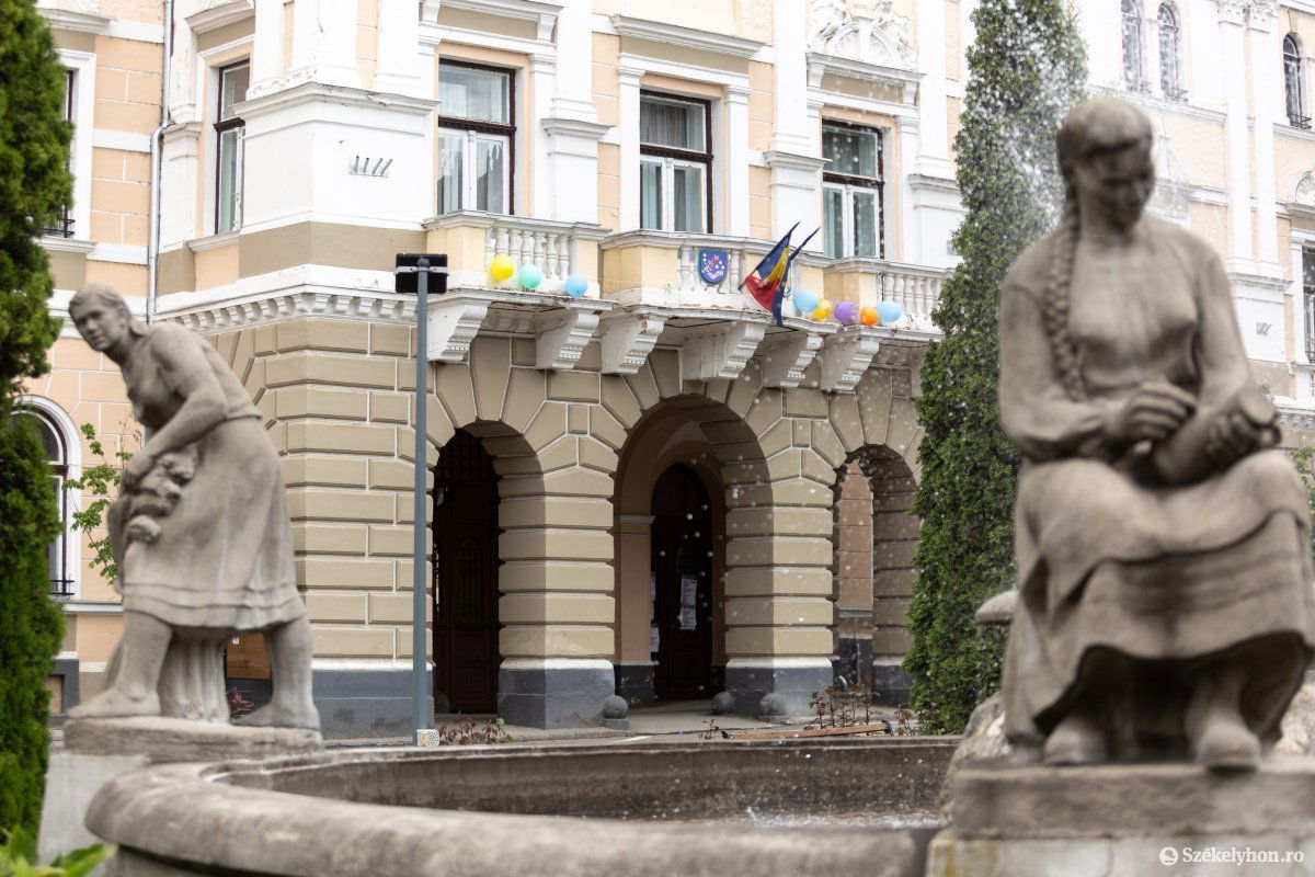 A székelyudvarhelyi esemény helyszíne a Városháza Szent István-terme. Archív •  Fotó: Erdély Bálint Előd