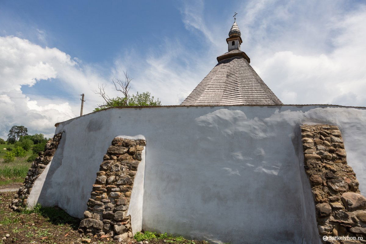 &bullet;  Fotó: Erdély Bálint Előd