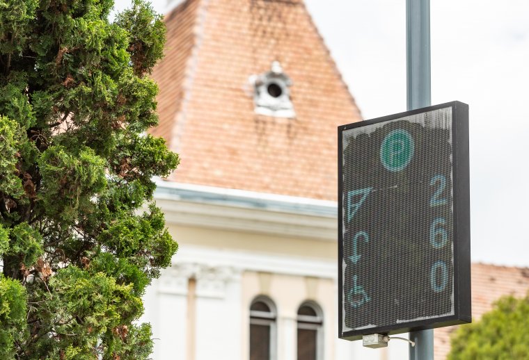 Okos parkolórendszer Székelyudvarhely központjában