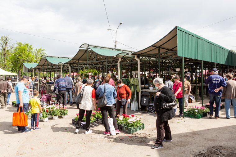 Kötelező lesz a maszkviselés a székelyudvarhelyi piacokon és zsúfolt köztereken