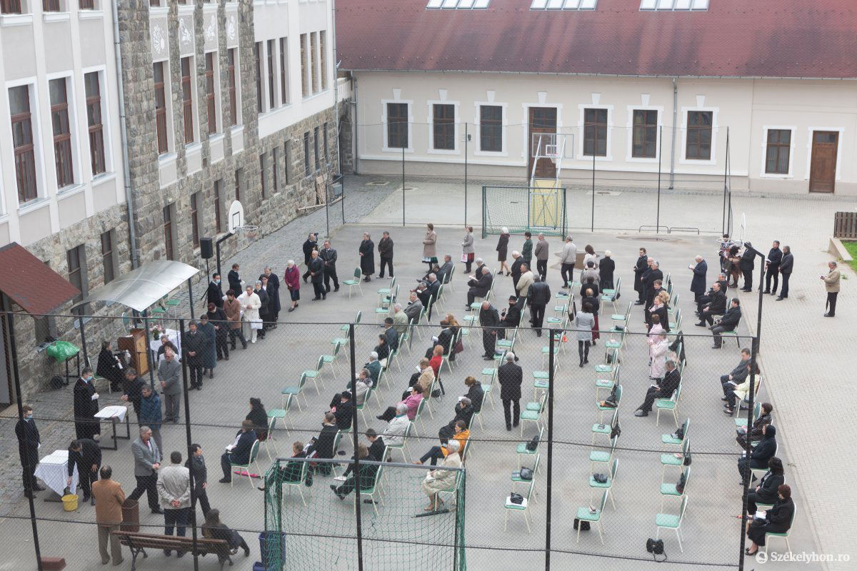 •  Fotó: Erdély Bálint Előd