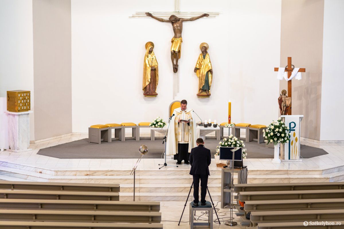 •  Fotó: Erdély Bálint Előd