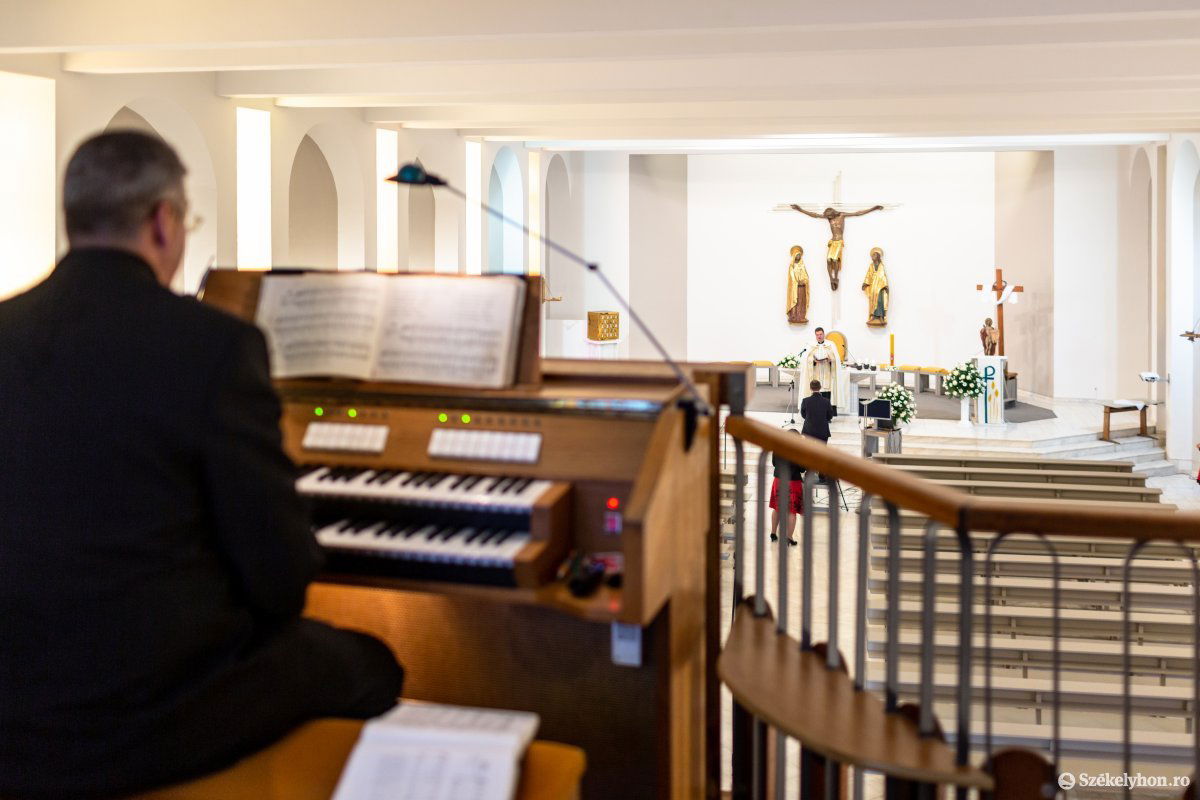 •  Fotó: Erdély Bálint Előd