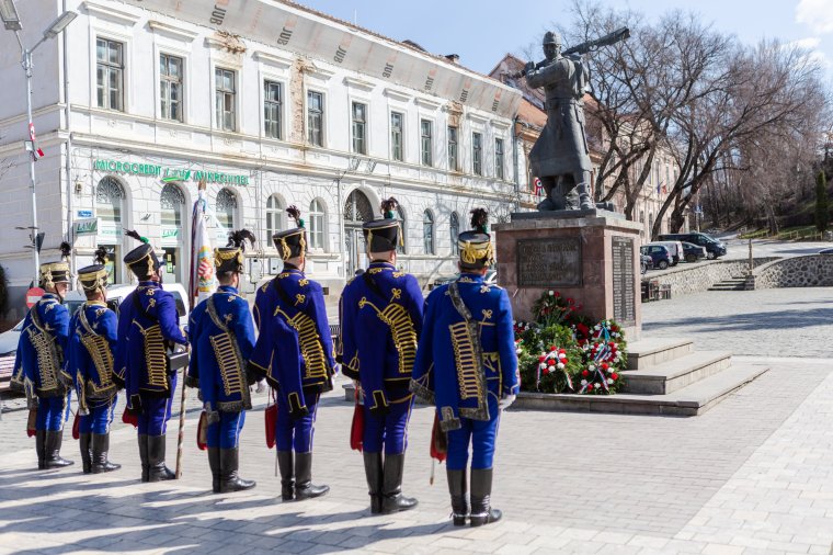 Csendben ünnepeltek Székelyudvarhelyen