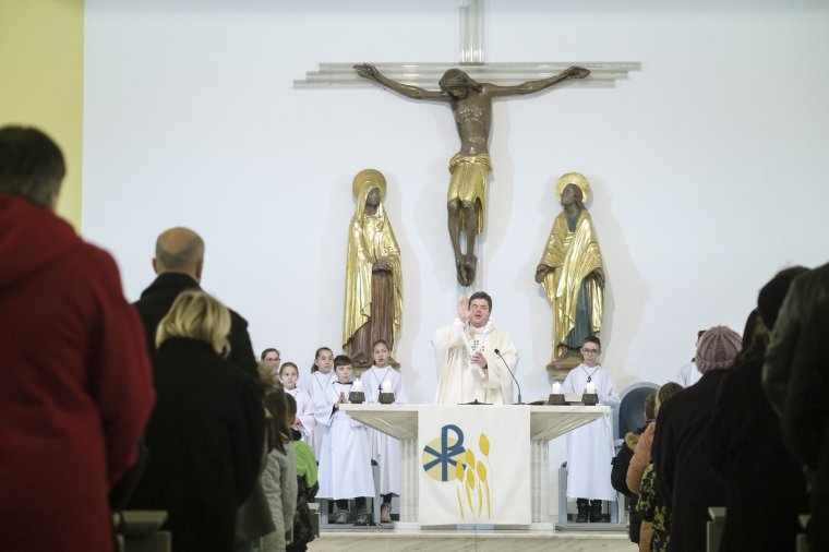 Vasárnaptól nem tartanak nyilvános misét a magyarországi katolikus templomokban