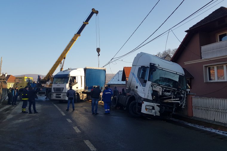 Hatalmas forgalmi dugó a Nyikó mentén