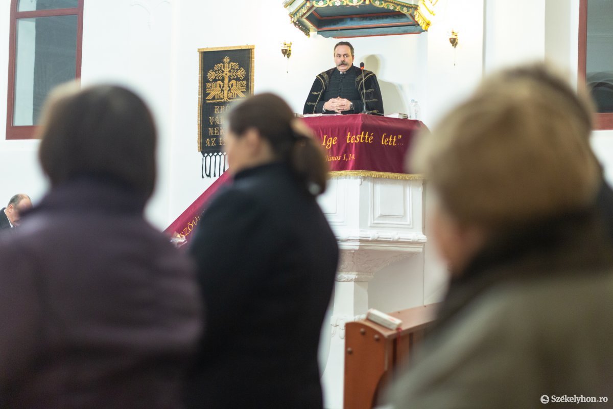 &bullet;  Fotó: Erdély Bálint Előd