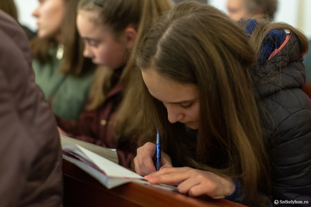 &bullet;  Fotó: Erdély Bálint Előd