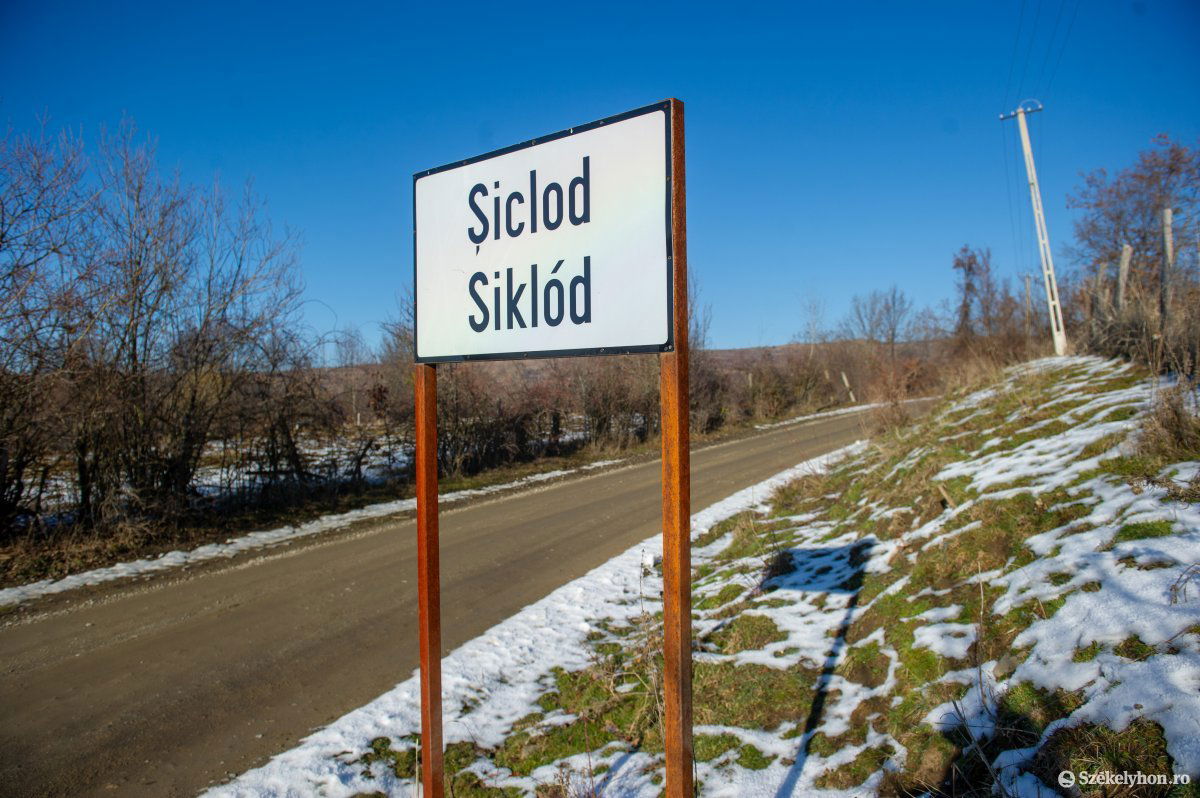Jelentős beruházással kezdenek tavasszal a 135-ös számú megyei úton •  Fotó: Beliczay László