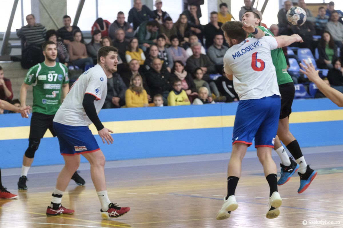 •  Fotó: Veres Nándor