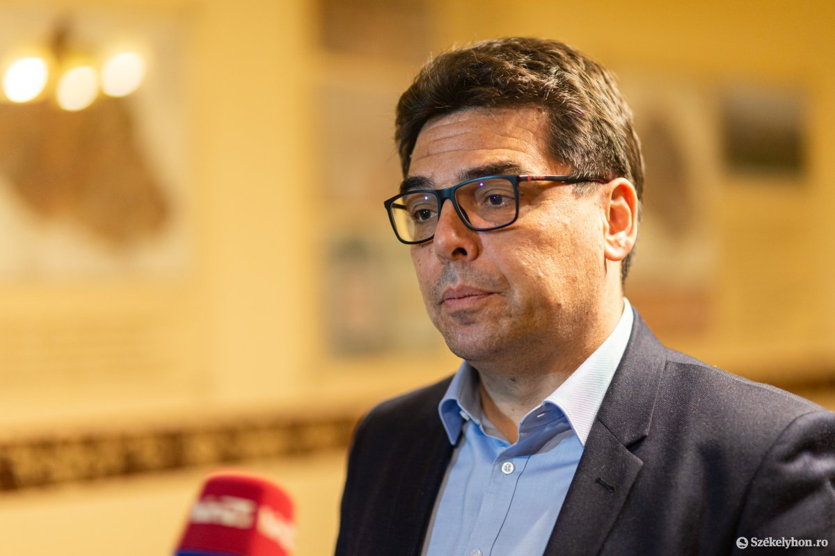 Zsigmond Barna Pál: hazafias nevelésre, egységre van szükség •  Fotó: Erdély Bálint Előd