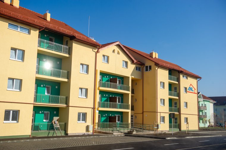 Kiosztották az újonnan épült ANL-s lakásokat Székelykeresztúron